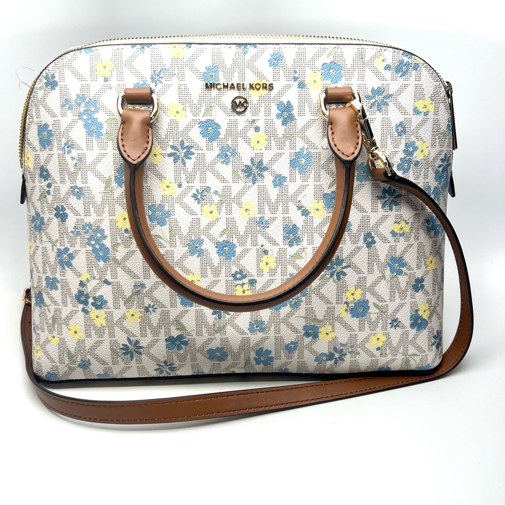 NWT MICHAEL KORS CINDY LG DOME SIGNATURE LOGO VANILLA LEATHER SATCHEL BAG - Picture 3 of 15